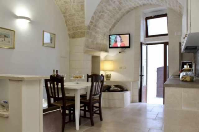 La Rosa D Ernesto Wifi Free 3 Sleeping Places Apartment Ostuni Exterior photo