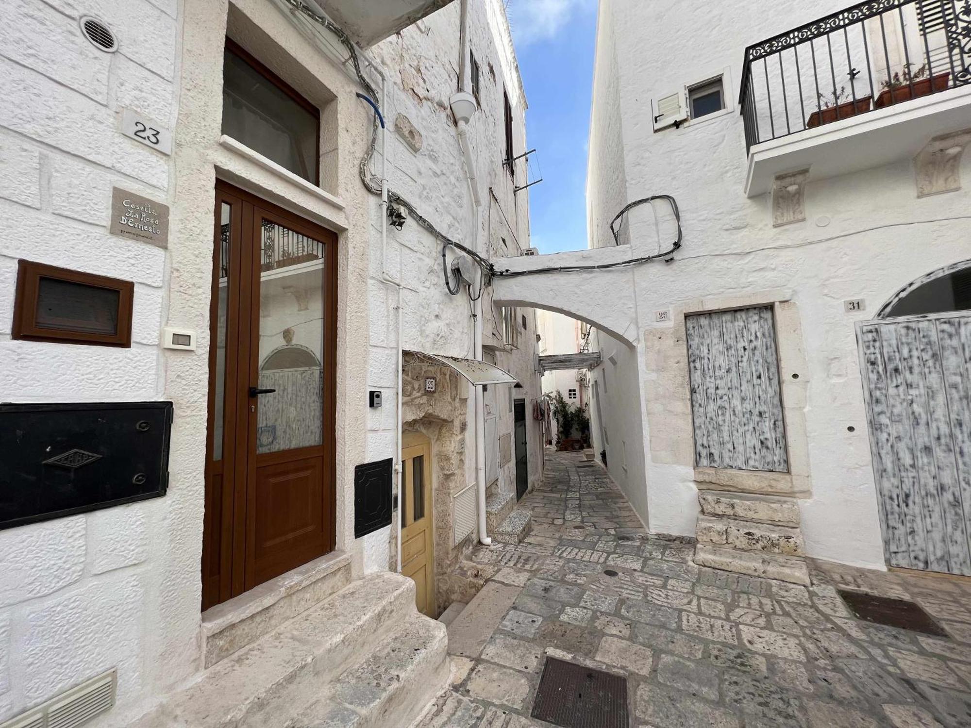 La Rosa D Ernesto Wifi Free 3 Sleeping Places Apartment Ostuni Exterior photo
