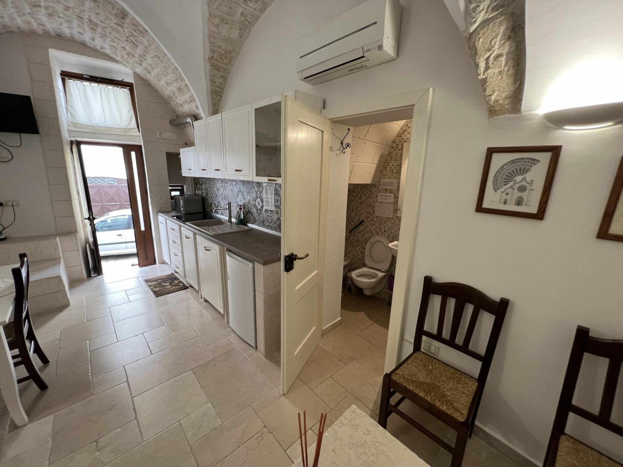 La Rosa D Ernesto Wifi Free 3 Sleeping Places Apartment Ostuni Exterior photo