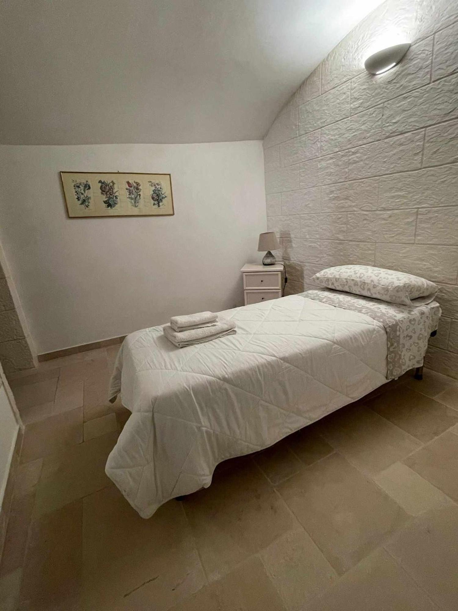 La Rosa D Ernesto Wifi Free 3 Sleeping Places Apartment Ostuni Exterior photo